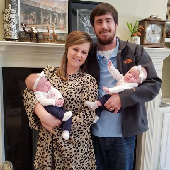 Meet your Posher, Lindsey - Picture 1 of 1